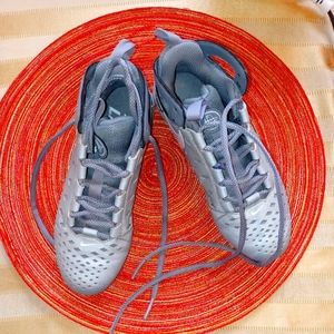 Kid's Nike Huracce Sport Shoes